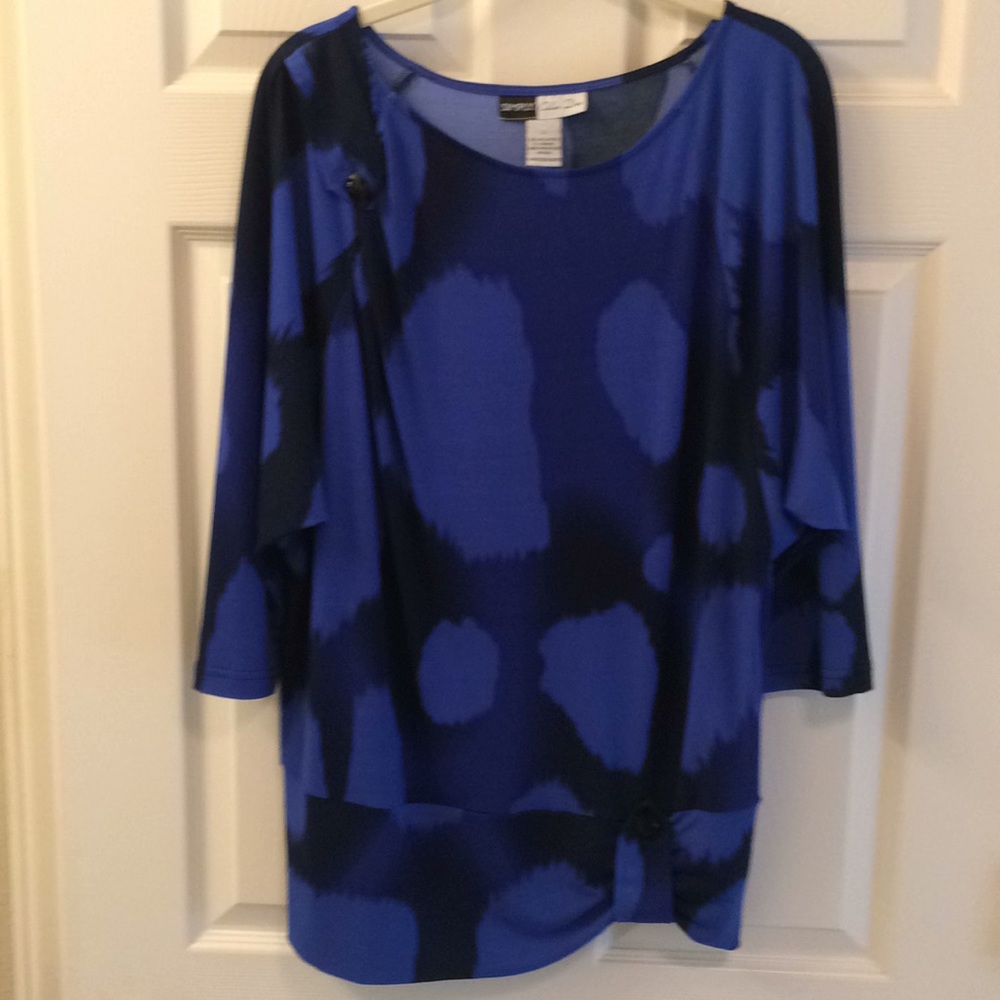 Simply Chloe Dao Blouse